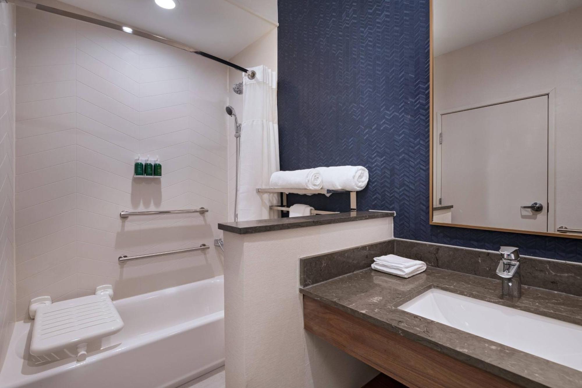 Fairfield & By Marriott Houston Missouri Missouri City
