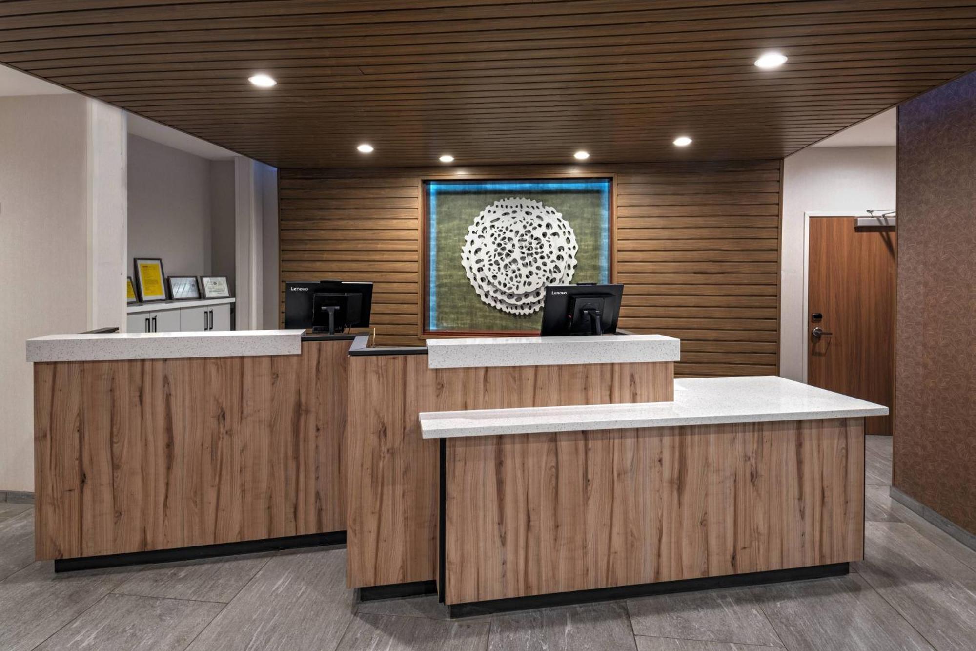 Fairfield & By Marriott Houston Missouri Hotel 3*