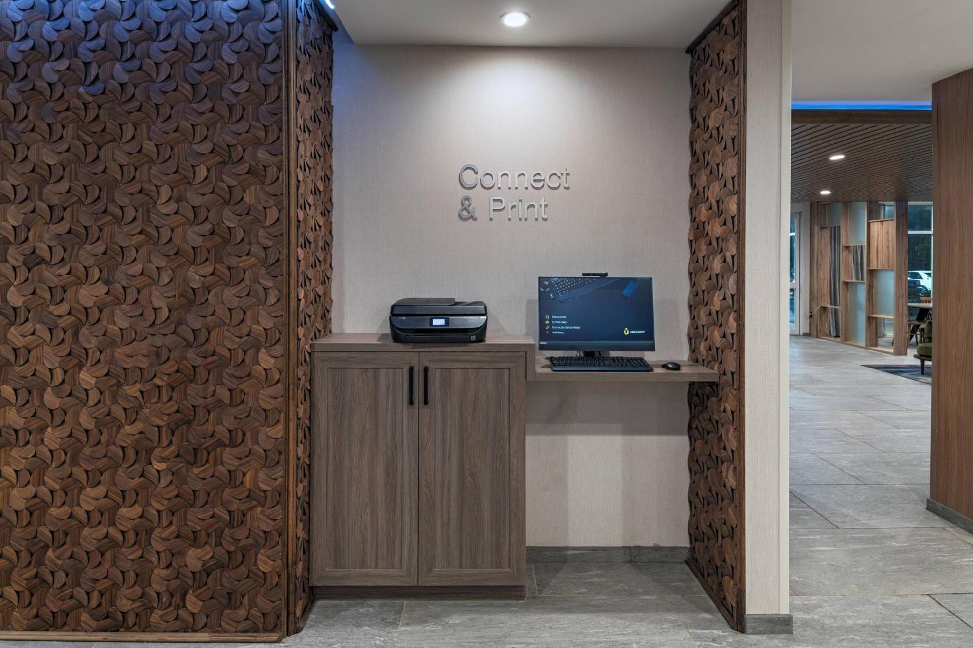 Fairfield & By Marriott Houston Missouri Hotel 3*